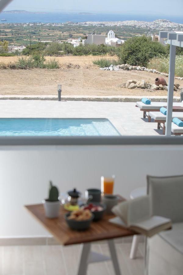 Naxos Infinity Villa And Suites Galanado Luaran gambar