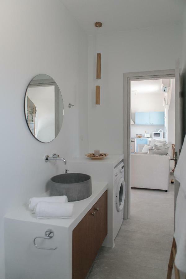 Naxos Infinity Villa And Suites Galanado Luaran gambar